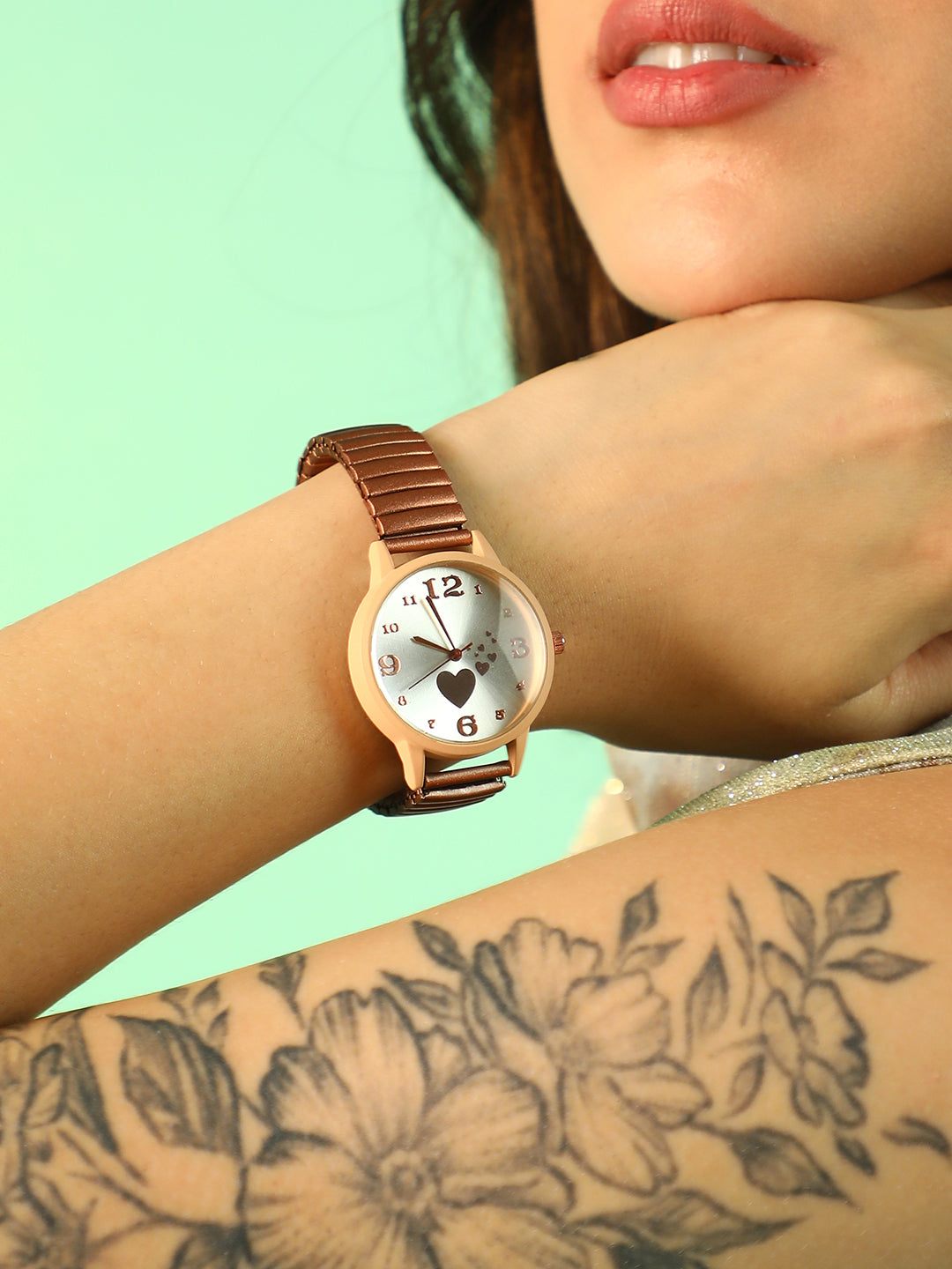 Haute Sauce The Ribbed Heart Round Watch