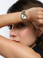 The  Sova Chainlink Round Watch