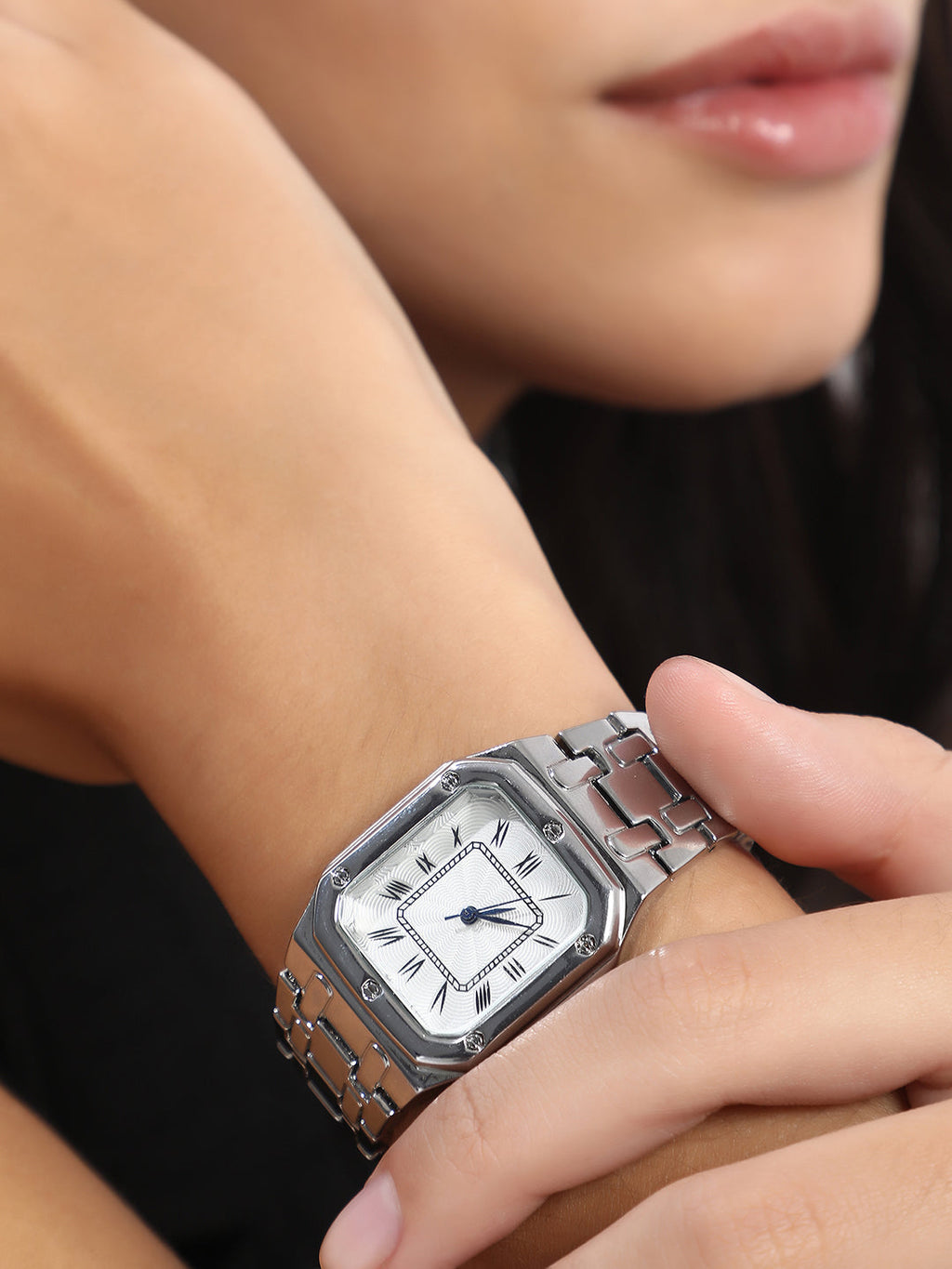 Haute Sauce The Torque Roman Square Watch - Metallic Silver