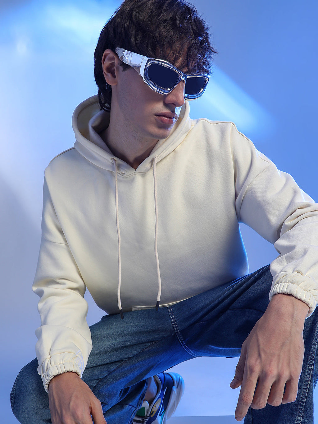 Campus Sutra Oversized Pullover Sweatshirt With Kangaroo Pocket