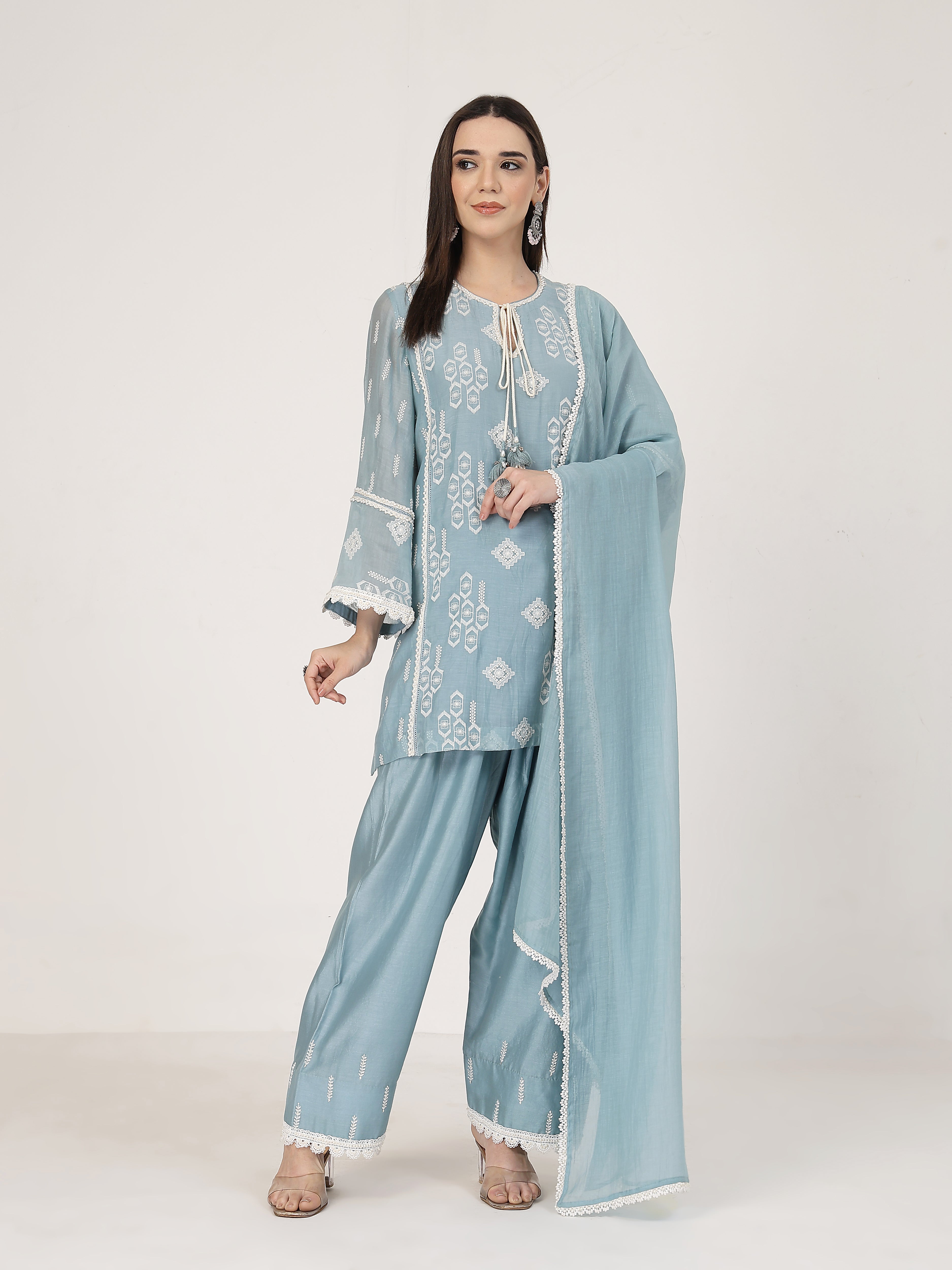 ShopKapaas Ocean Blue Lace Set - With Dupatta
