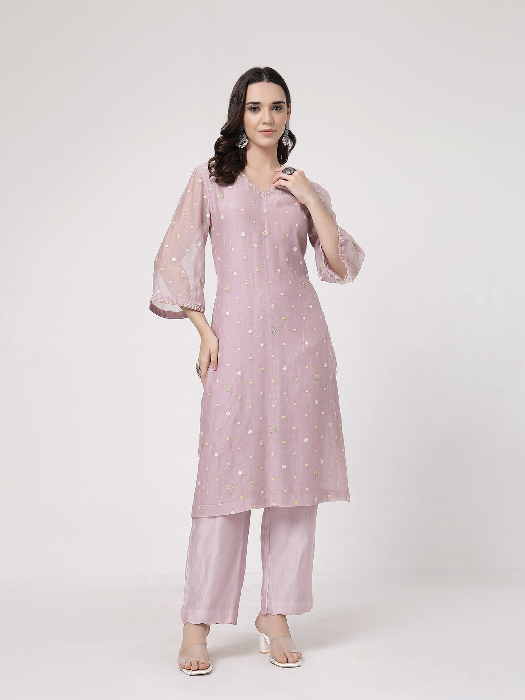 ShopKapaas Kamal V Neck Set - Without Dupatta