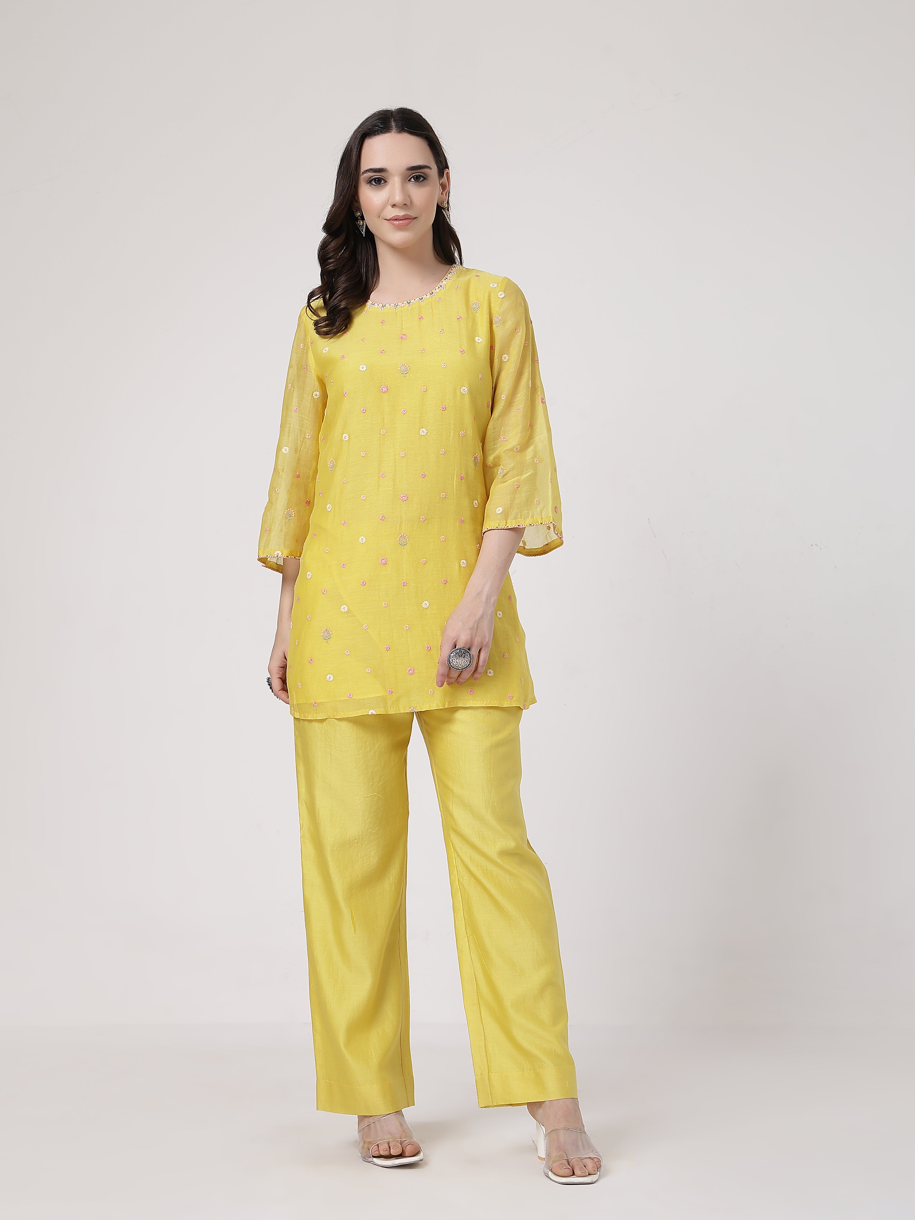 ShopKapaas Kesari Flared Sants Set - With Dupatta