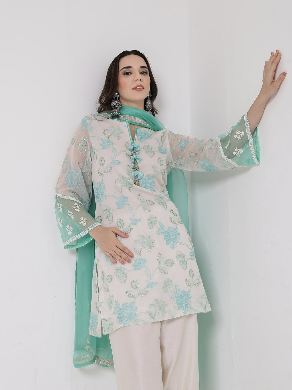 ShopKapaas Mint Green Tassels Kurta Set - Without Dupatta