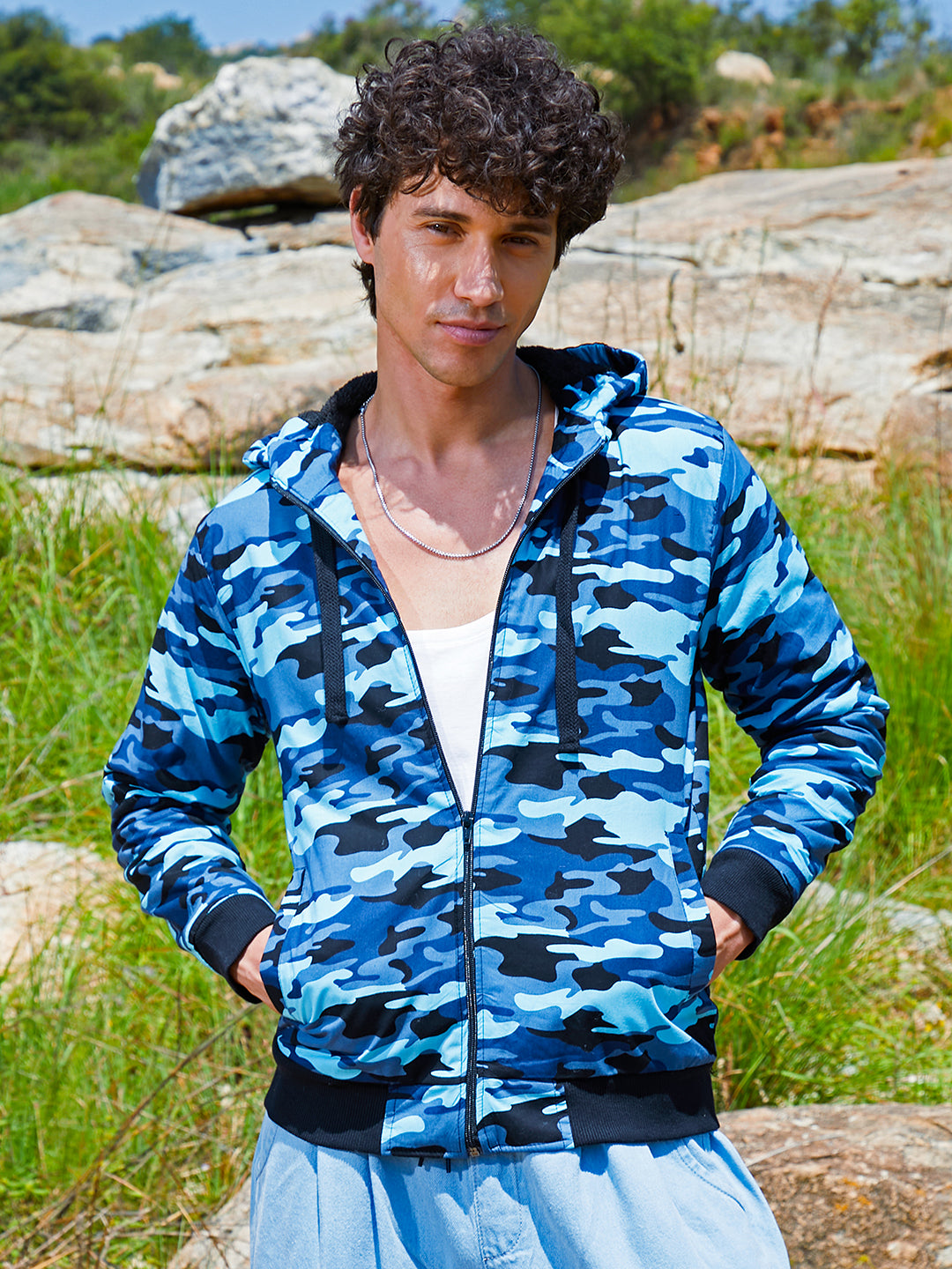 Campus Sutra Camouflage Hoodie With Insert Pocket