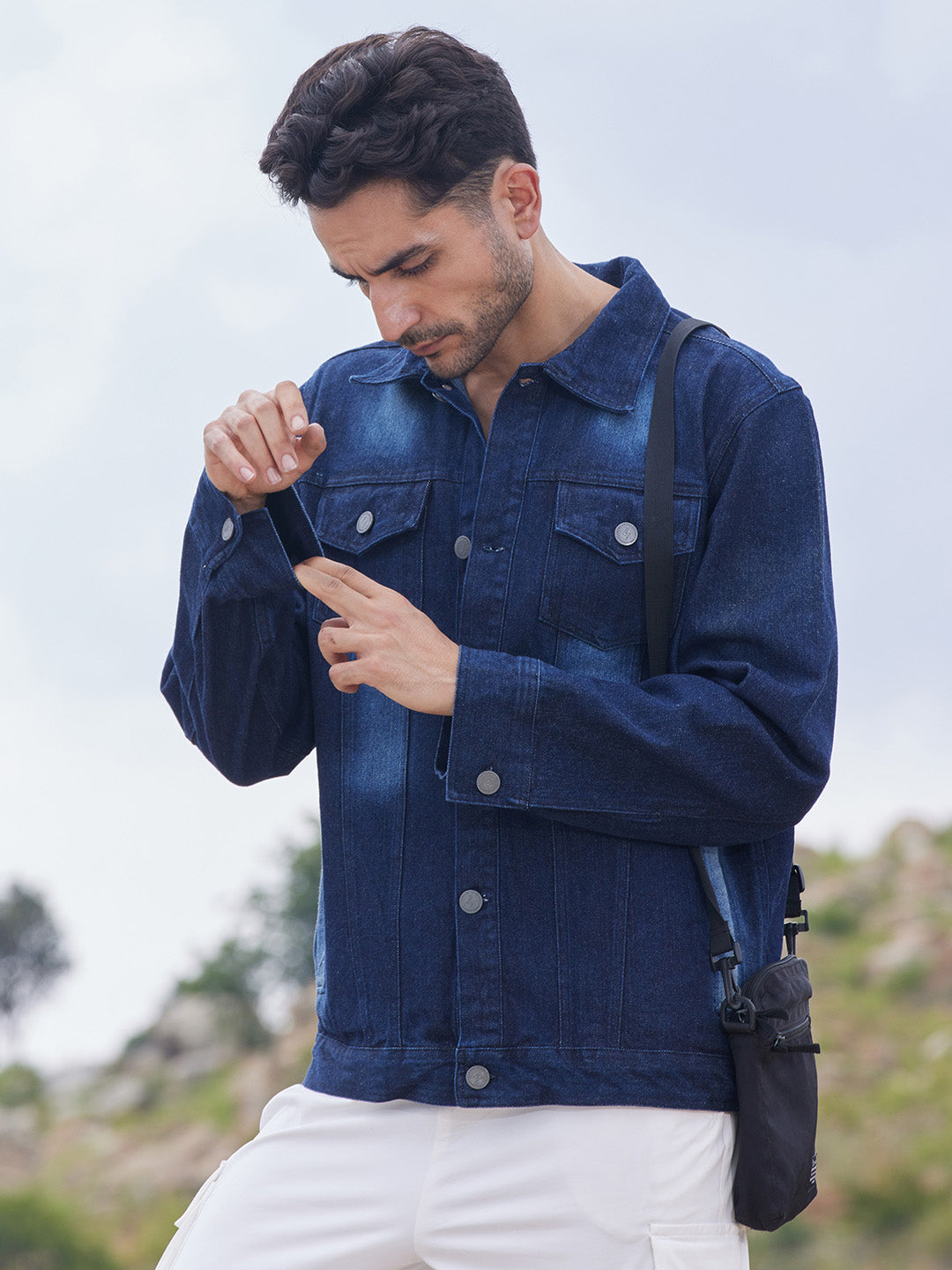 Campus Sutra Men's Dark-Wash Denim Jacket With Button-Closure