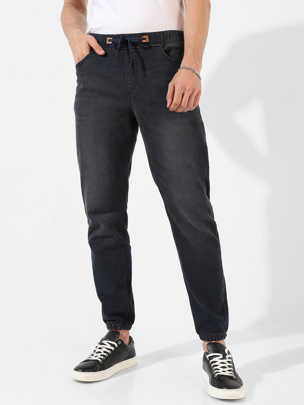 Campus Sutra Cinched Hem Denim Jeans