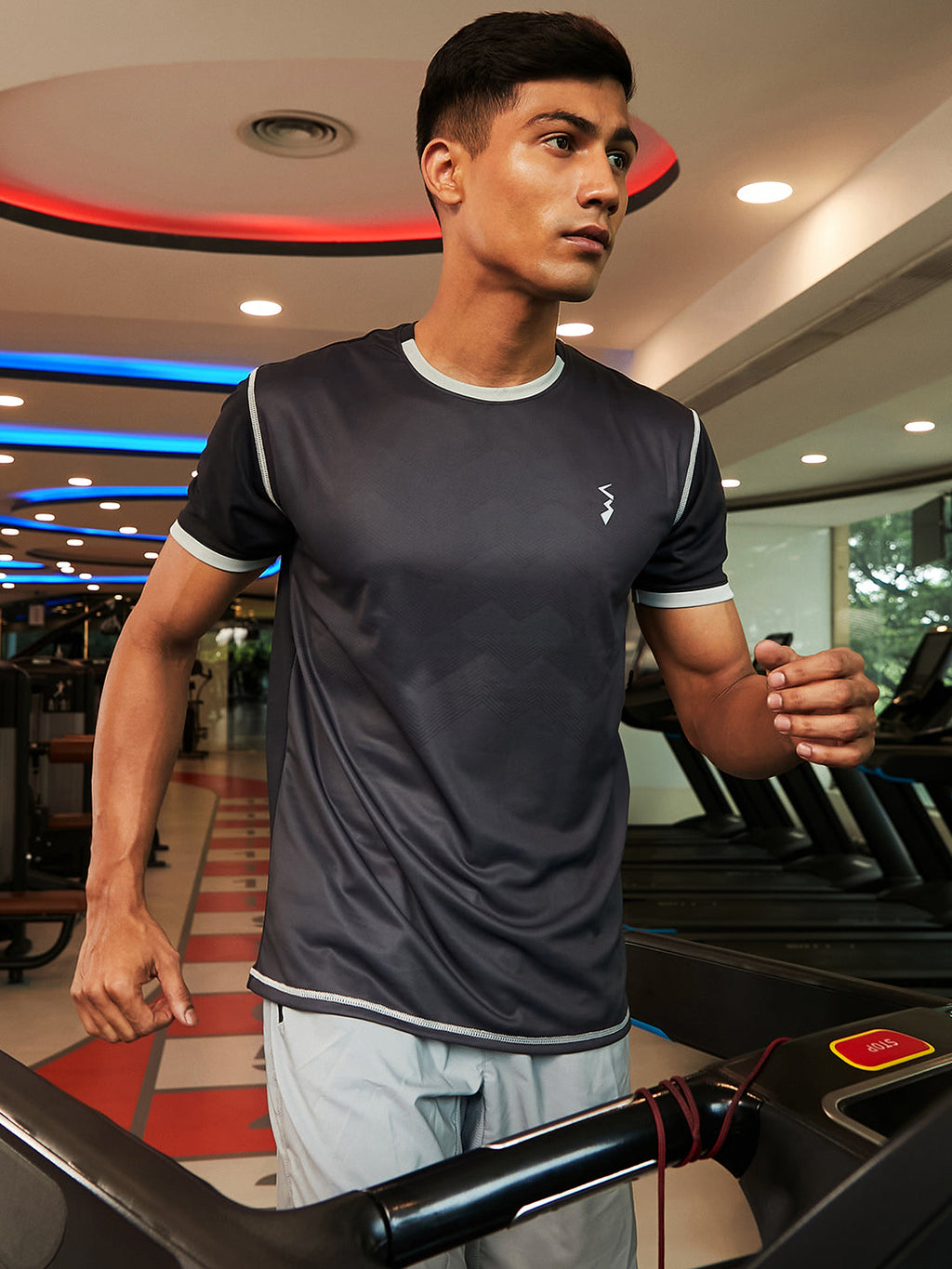 Campus Sutra Geometric Activewear T-Shirt
