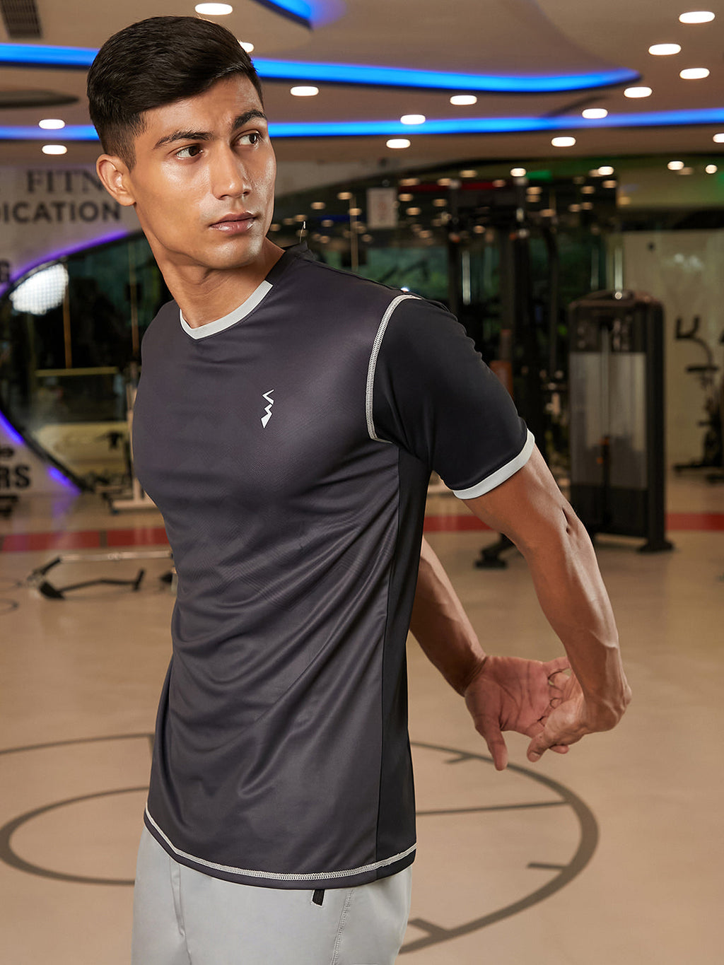 Campus Sutra Geometric Activewear T-Shirt