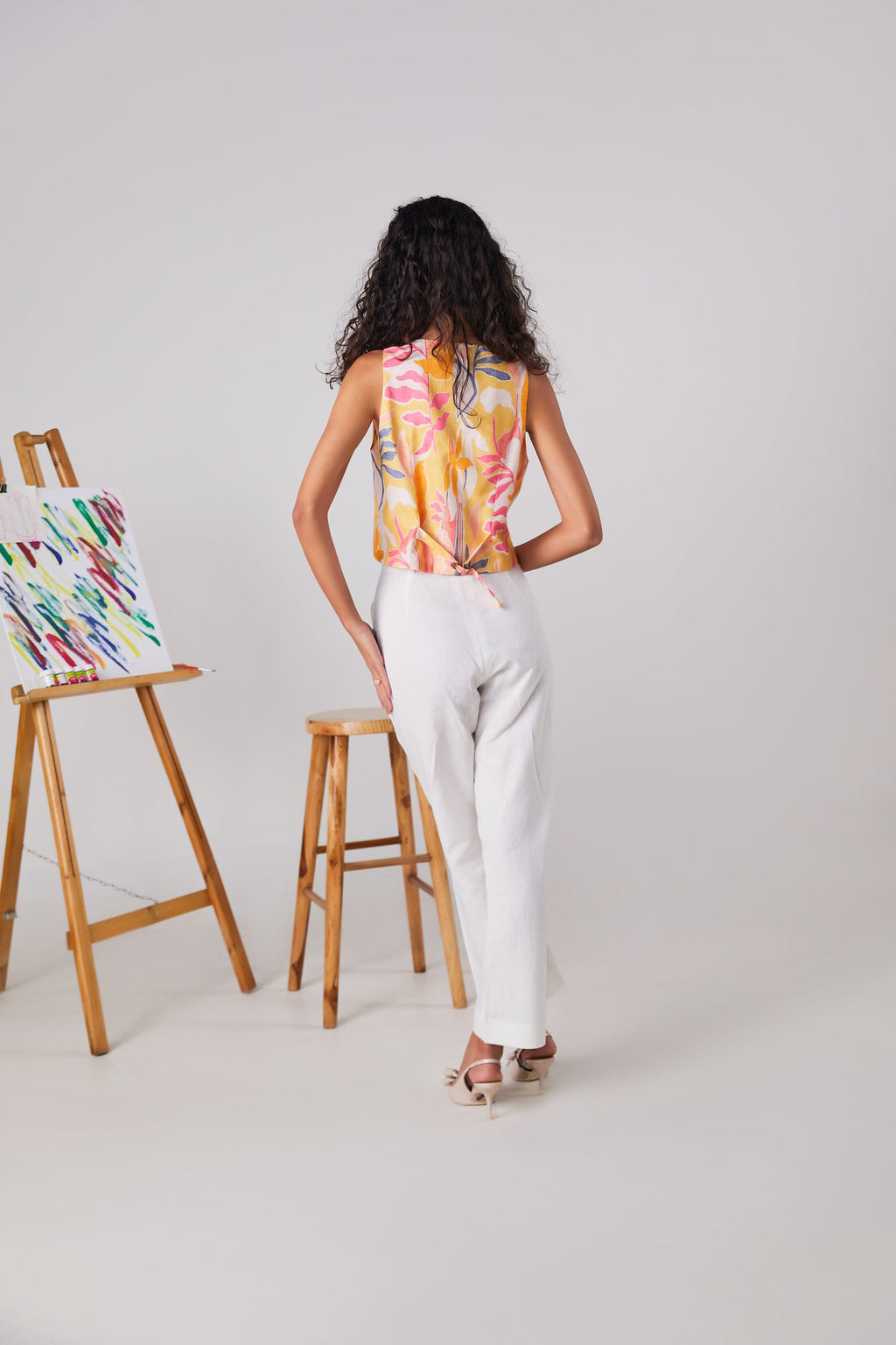 ShopKapaas Sunrise printed tailored vest