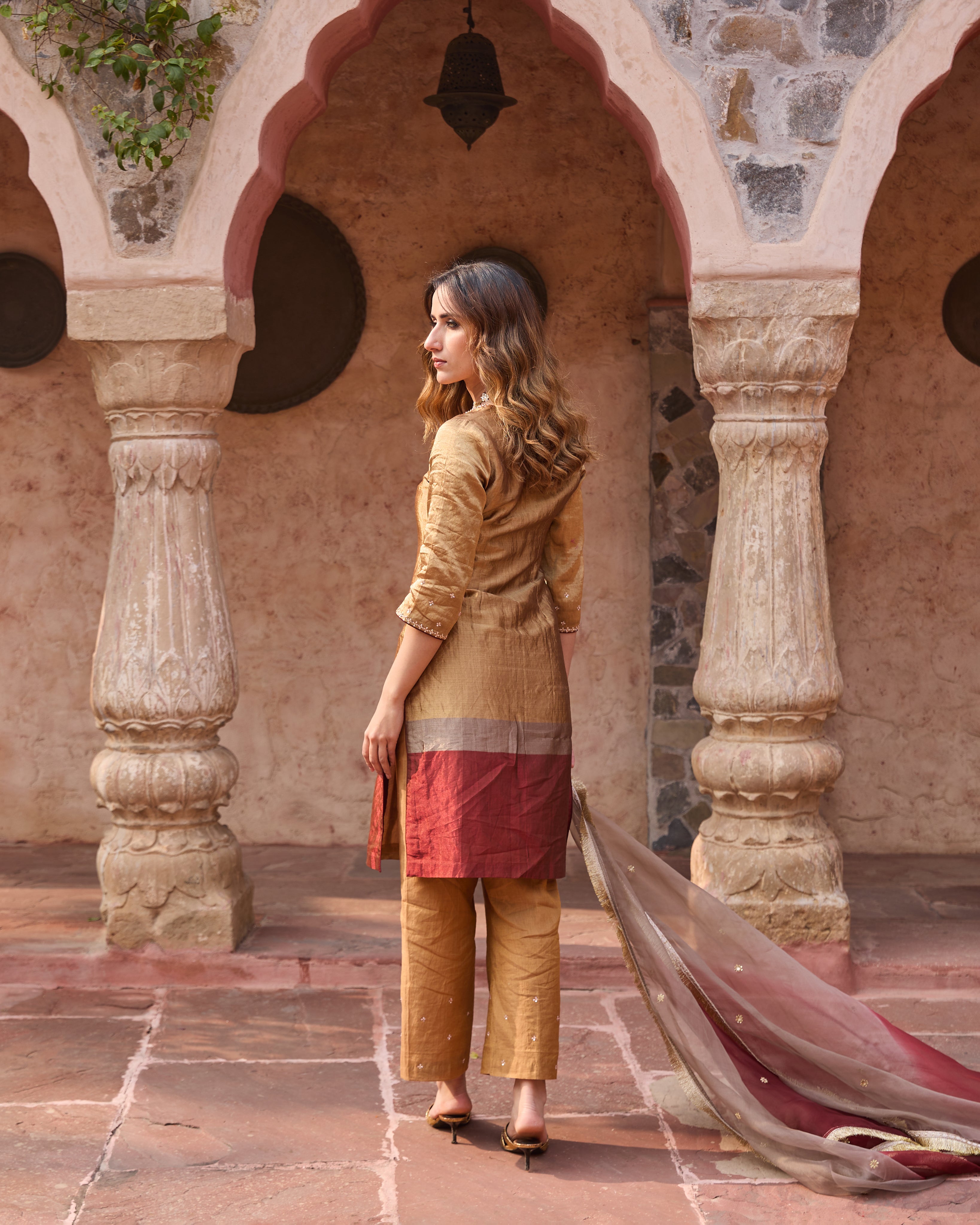 ShopKapaas Khawab Long Kurta Set - Without Dupatta