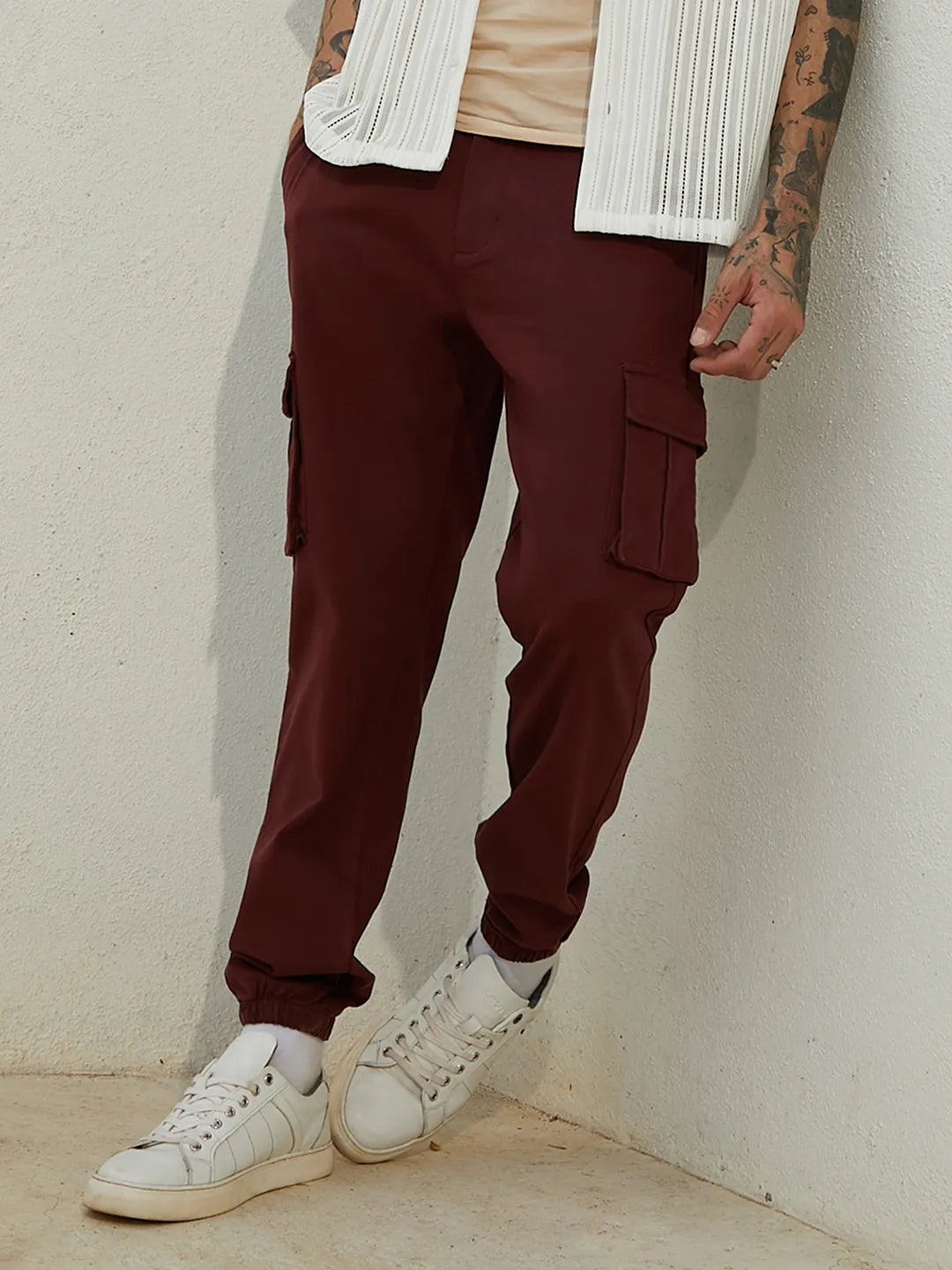 Campus Sutra Cuffed Hem Cargo Trousers