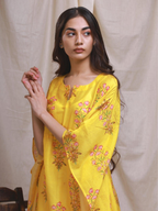 ShopKapaas Yellow Block Style Chanderi Kaftan - With Cotton Lining Slip