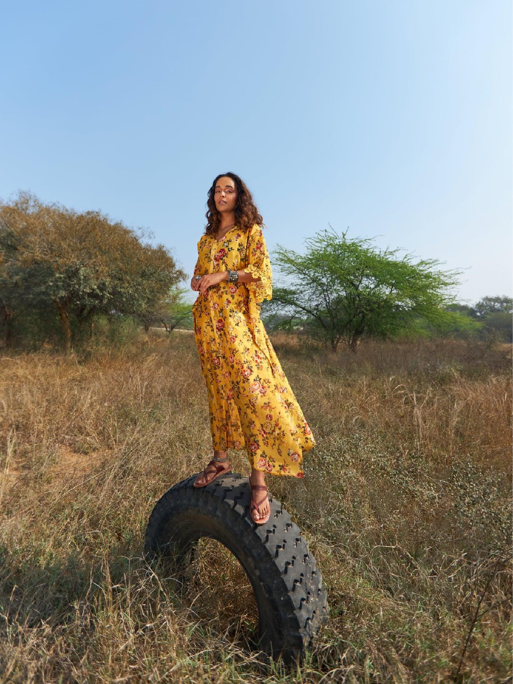 ShopKapaas Tazkia - Yellow Floral Button Long Kaftan - With Cotton Lining Slip