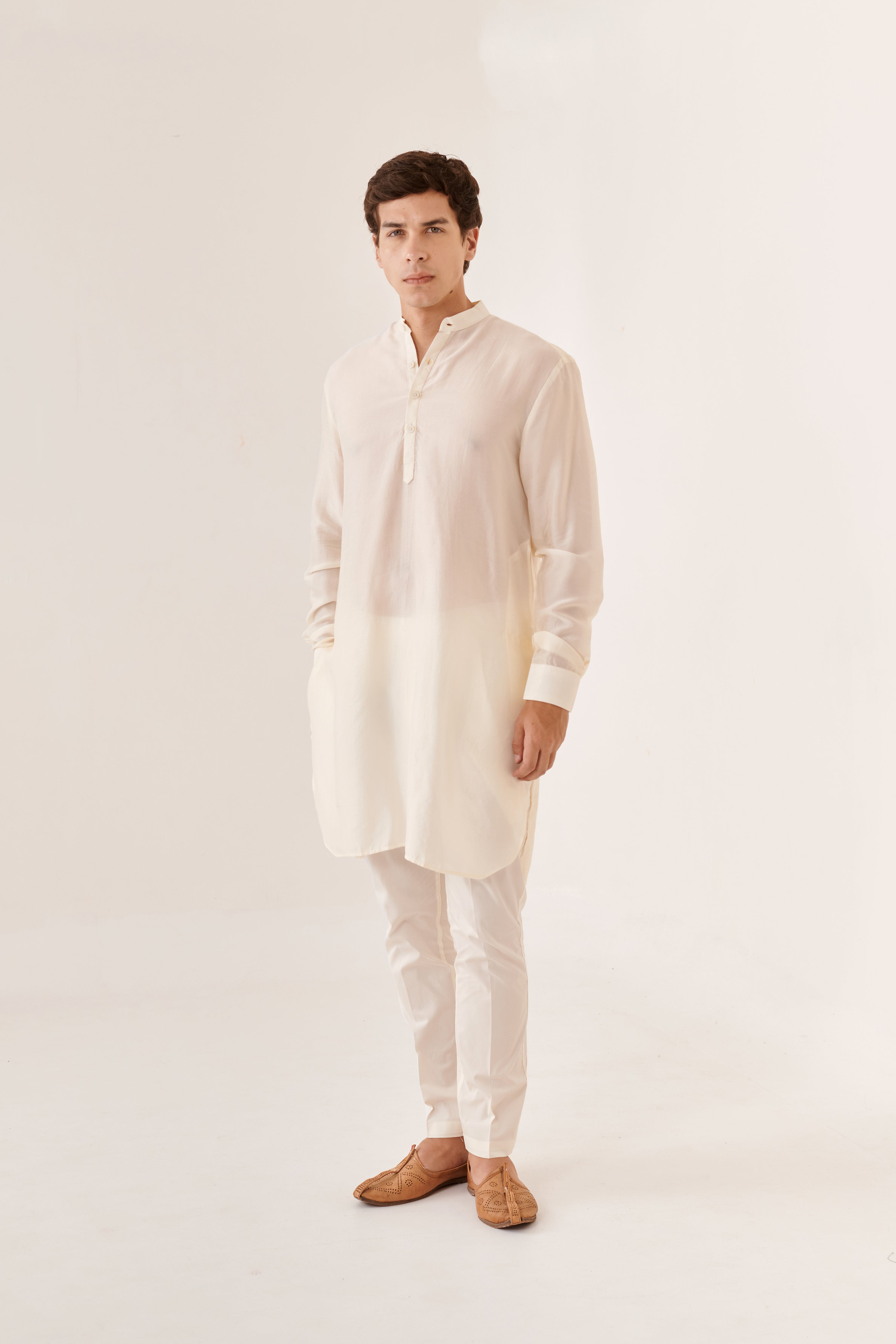 Off White Ganganagery Kurta For Men
