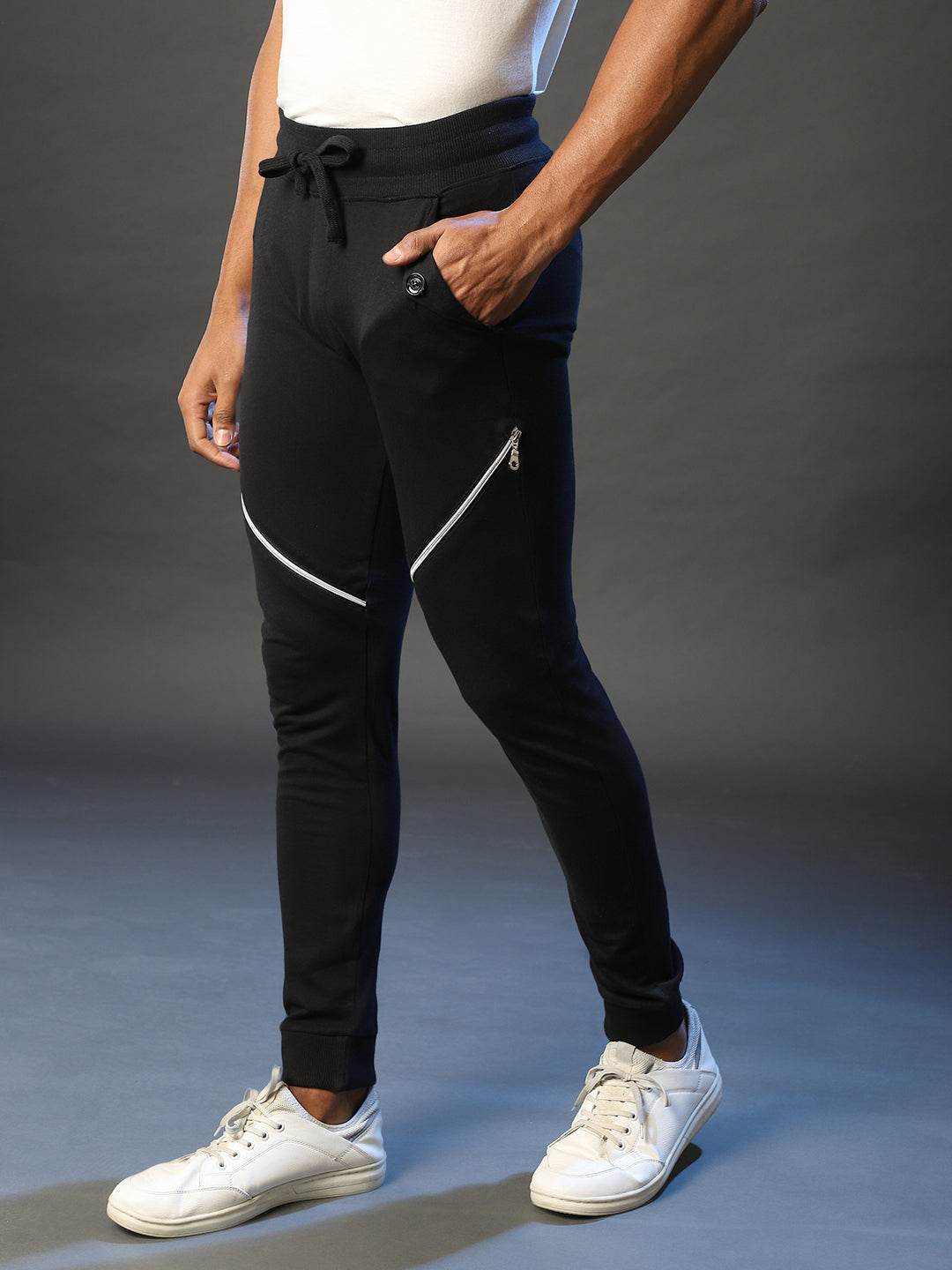 Campus Sutra Solid Trackpants With Contrast Zipper Details