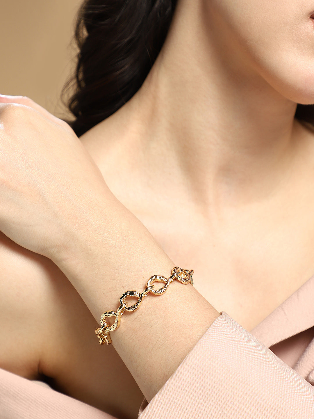 The Hammered Orb-Link Chain Bracelet - California Gold