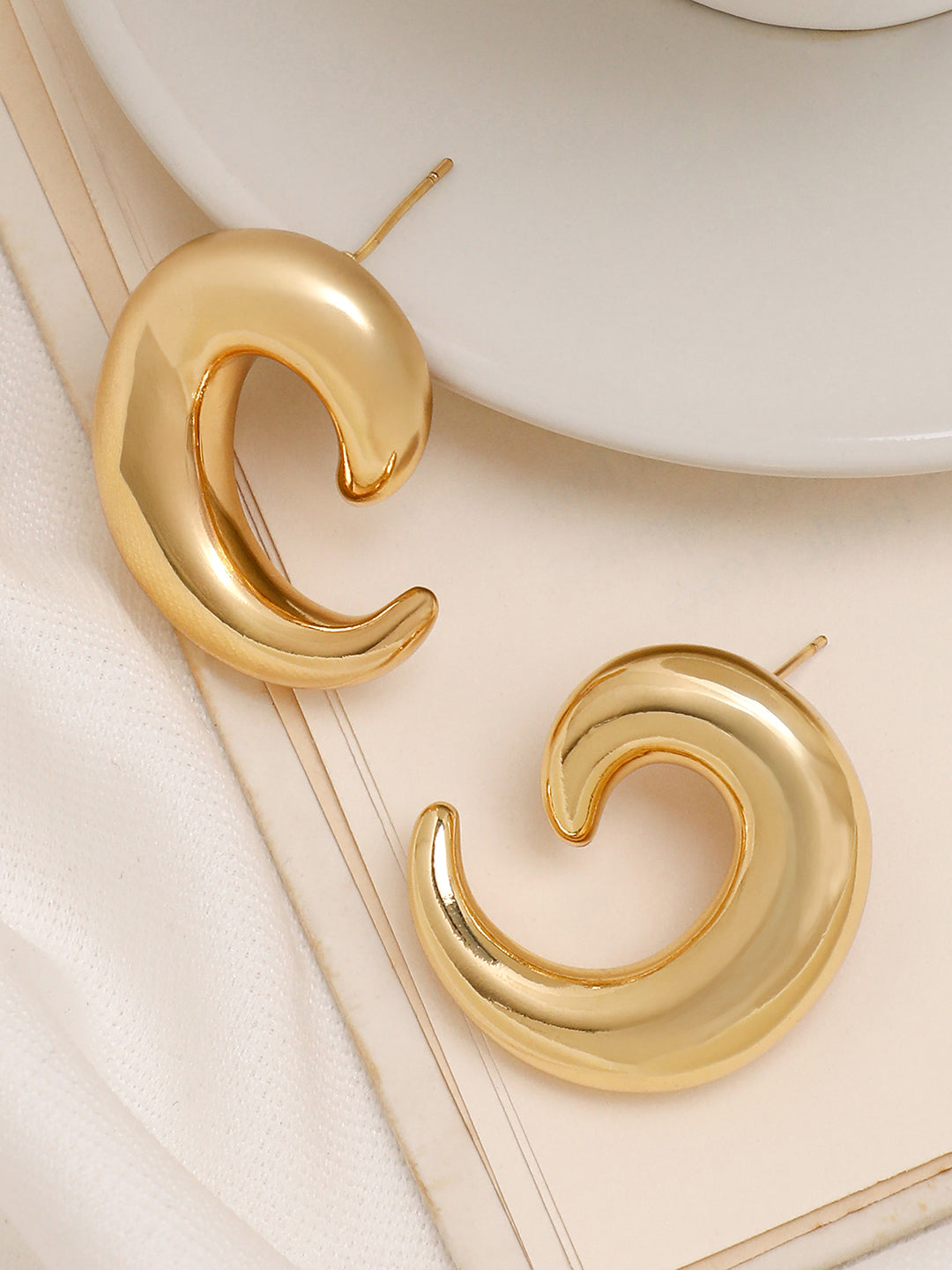 The Lumé Drop Earrings - California Gold