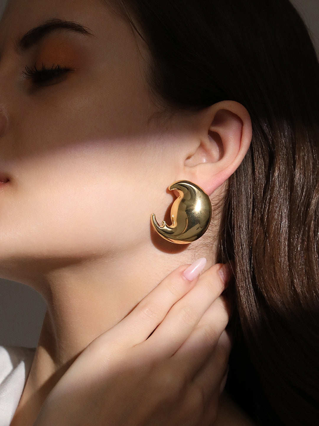 The Moonchild Drop Earrings - California Gold