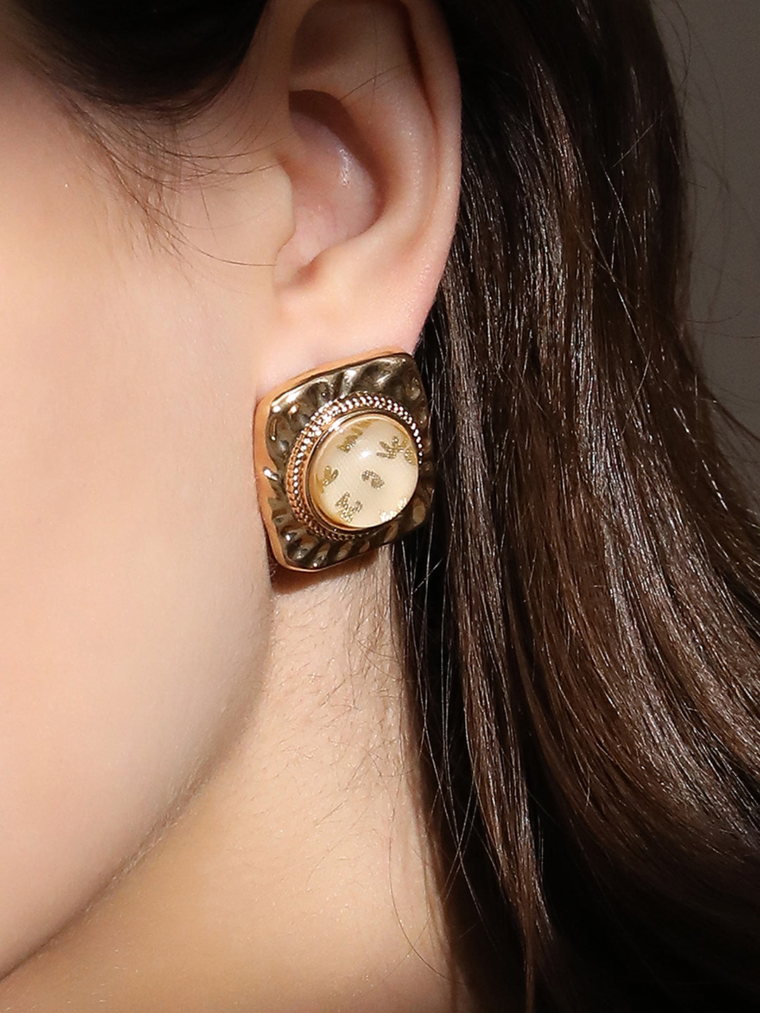 Haute Sauce Women's The Baroquet Stud Earrings - Off-White