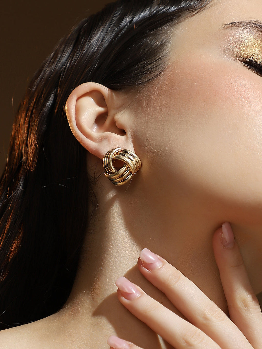 The Small Ribbed-Intertwine Stud Earrings - California Gold