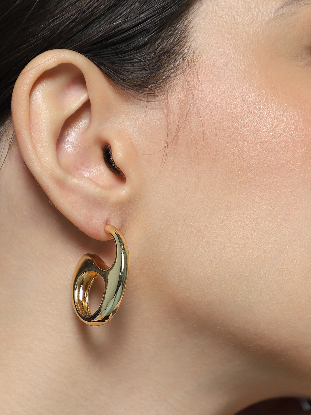 The Mid-Gloss Bolt Hoop Earrings - California Gold