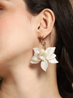 The La-Flora Hoop Earrings - Ivory White & California Gold