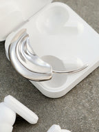 Haute Sauce The Metallic-Mold Cuff Earrings - Metallic Silver