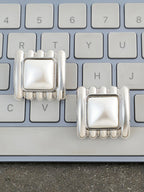 The Ribbed-Diane Stud Earrings - Chrome Silver