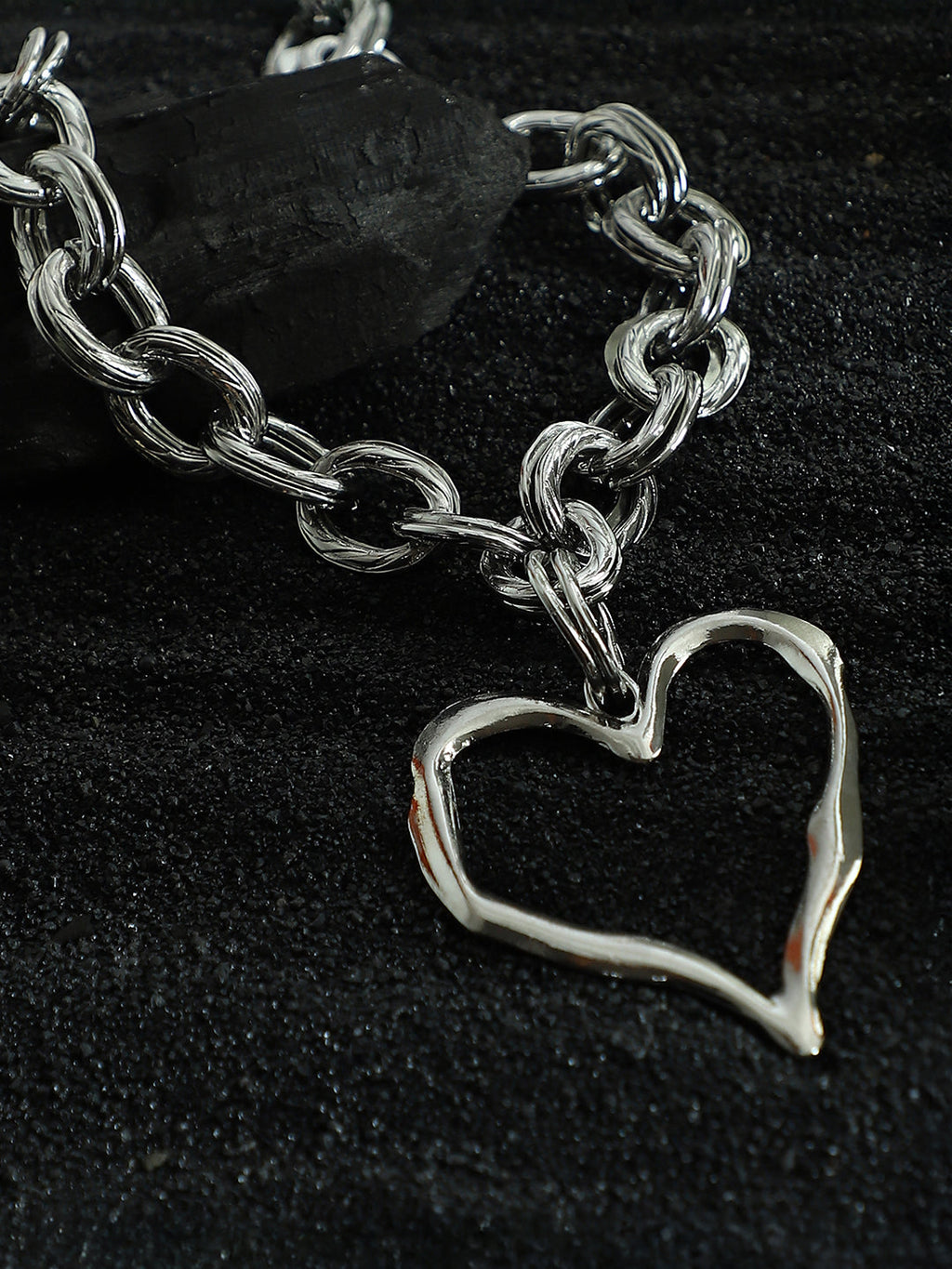 Haute Sauce The Coeur-Chain Statement Necklace - Metallic Silver