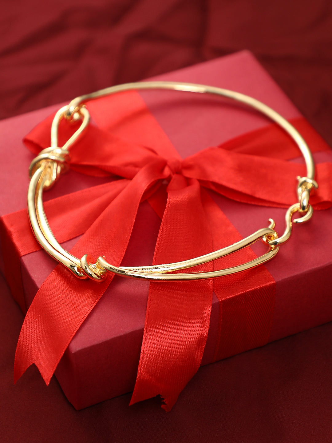 Haute Sauce Women's The Knotted-Bar Collar Necklace - California Gold