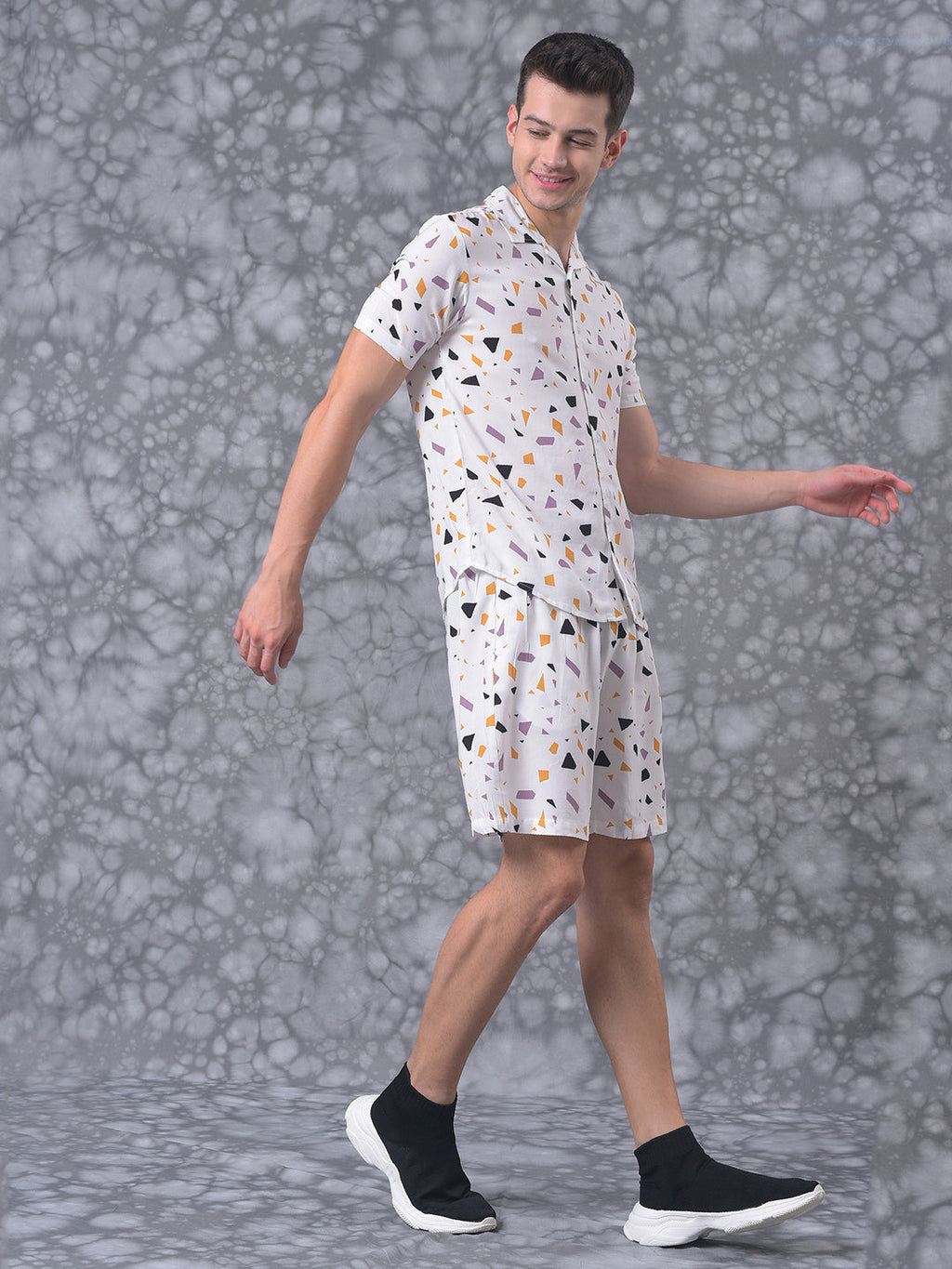 Campus Sutra Mosaic Printed Co-Ord Set