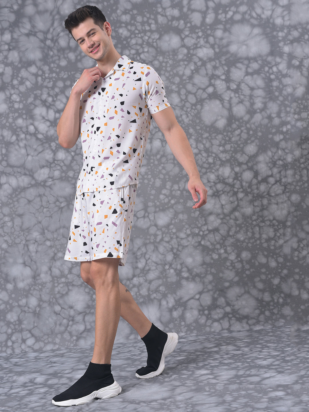 Campus Sutra Mosaic Printed Co-Ord Set