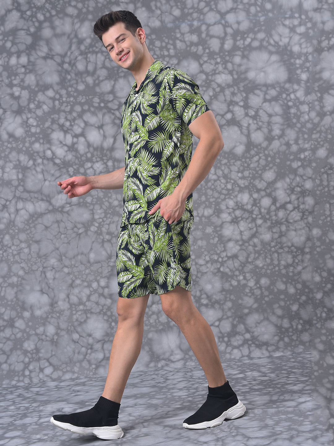 Campus Sutra Foliage Cluster Co-Ord Set