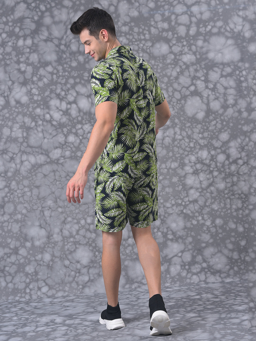 Campus Sutra Foliage Cluster Co-Ord Set