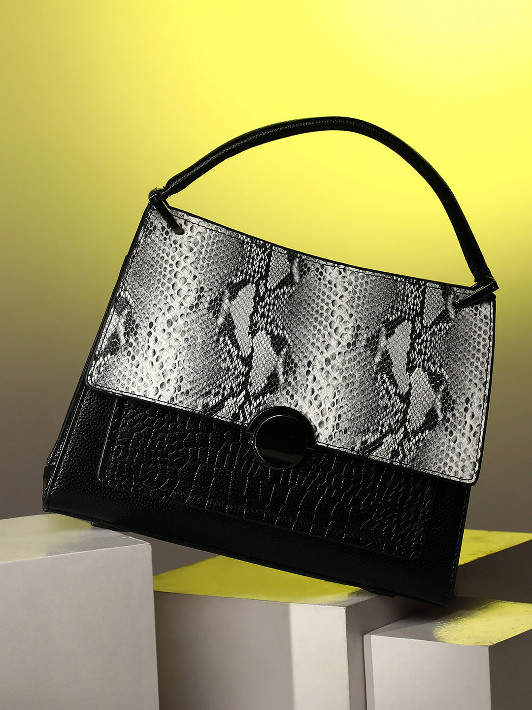 Una Black Mini Bag