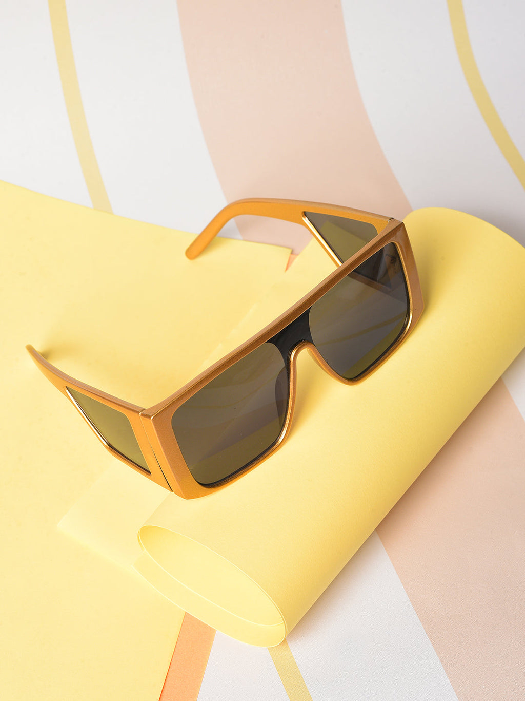 Black Lens Gold-Toned Oversized Sunglasses