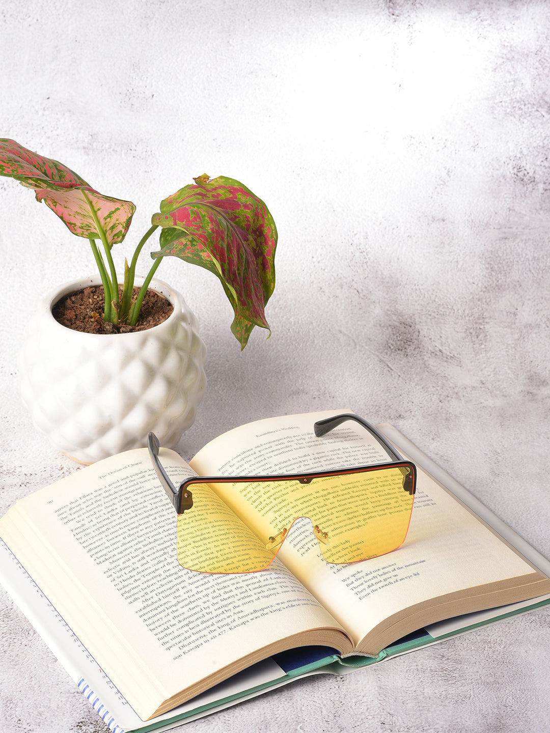 Yellow Lens Black Oversized Sunglasses