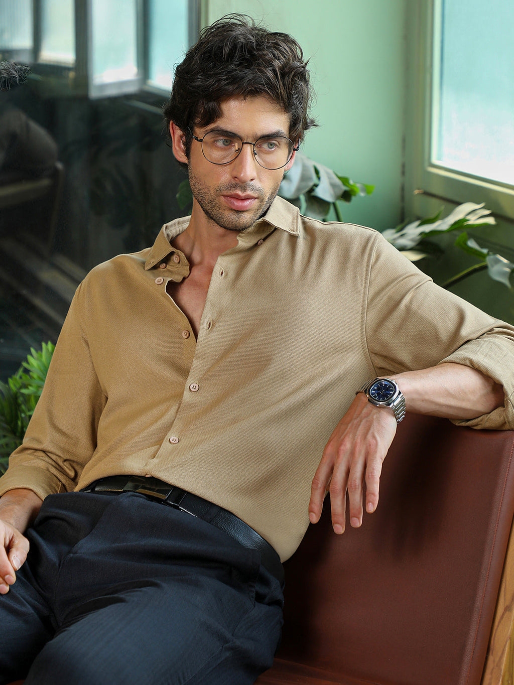 Campus Sutra Men's Solid Khaki Cotton Button-Down Casual Shirt