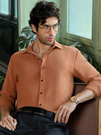 Campus Sutra Men's Solid Spread Collar Cotton Casual Shirt