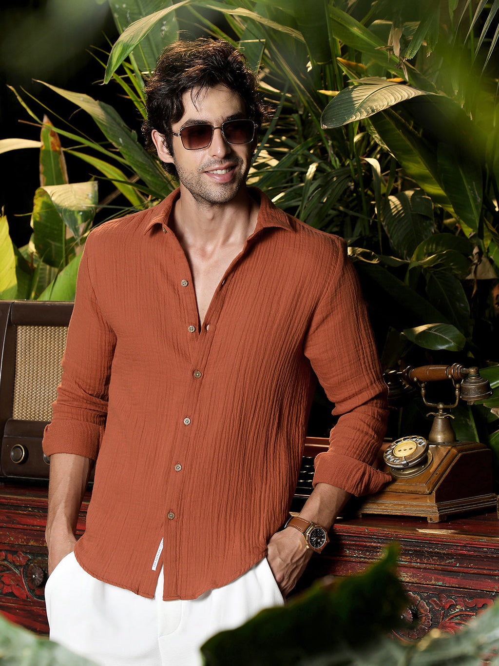 Campus Sutra Men's Rust Textured Cotton Regular Fit Casual Shirt
