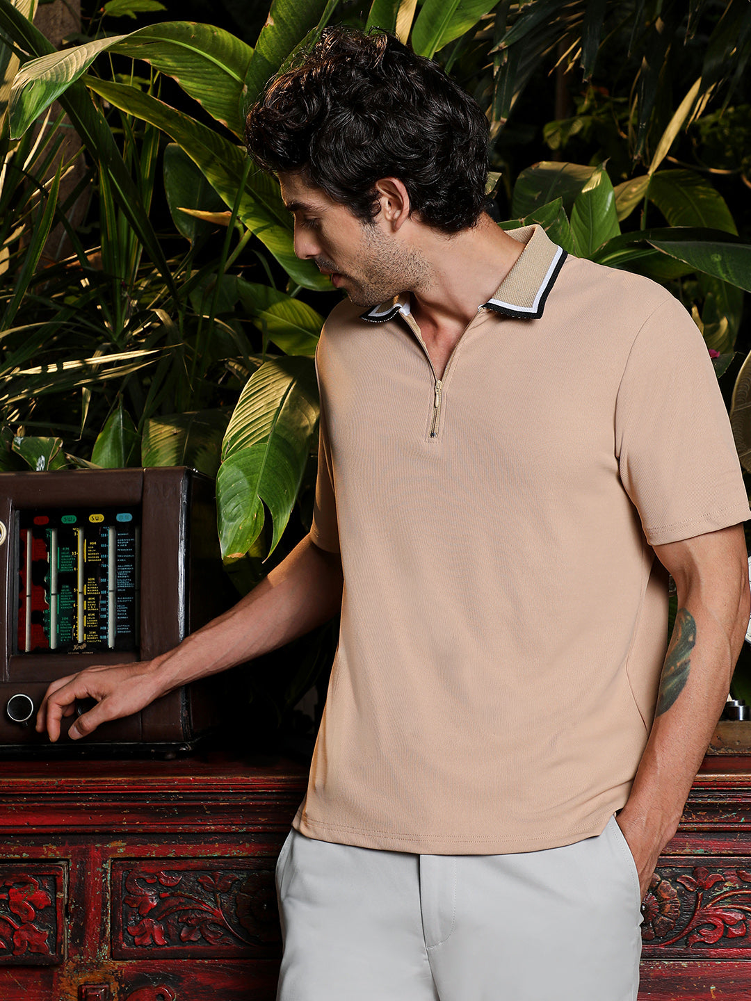 Campus Sutra Men's Beige Solid Zip Neck Half Sleeve T-Shirt