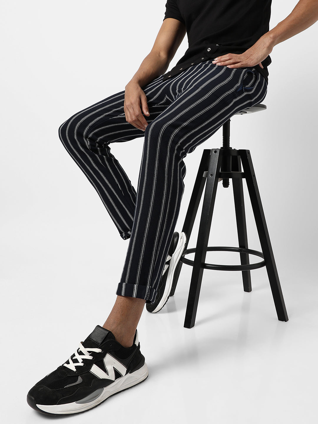Campus Sutra Halo Striped Trackpants