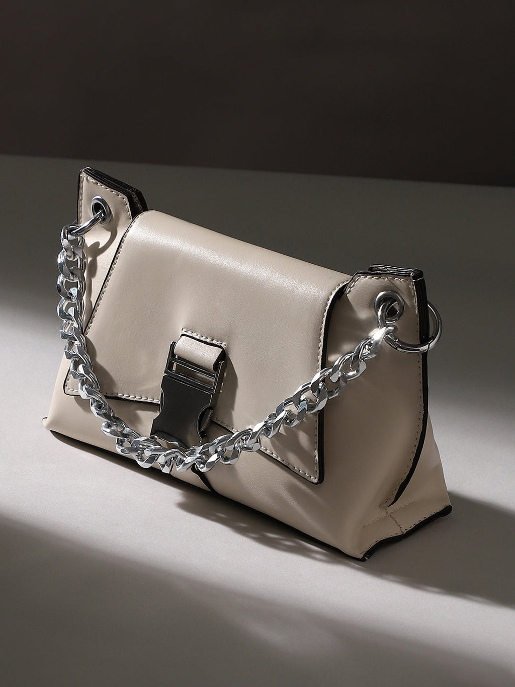 Haute Sauce The Indus-Slouch Hand Bag - Cream White