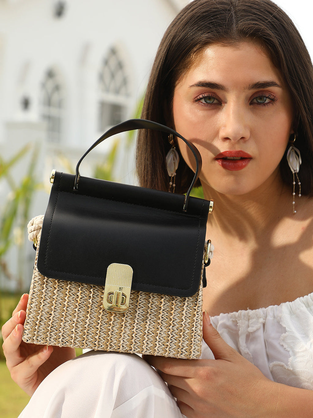 Haute Sauce The Small Straw-Médecin Hand Bag - Onyx Black