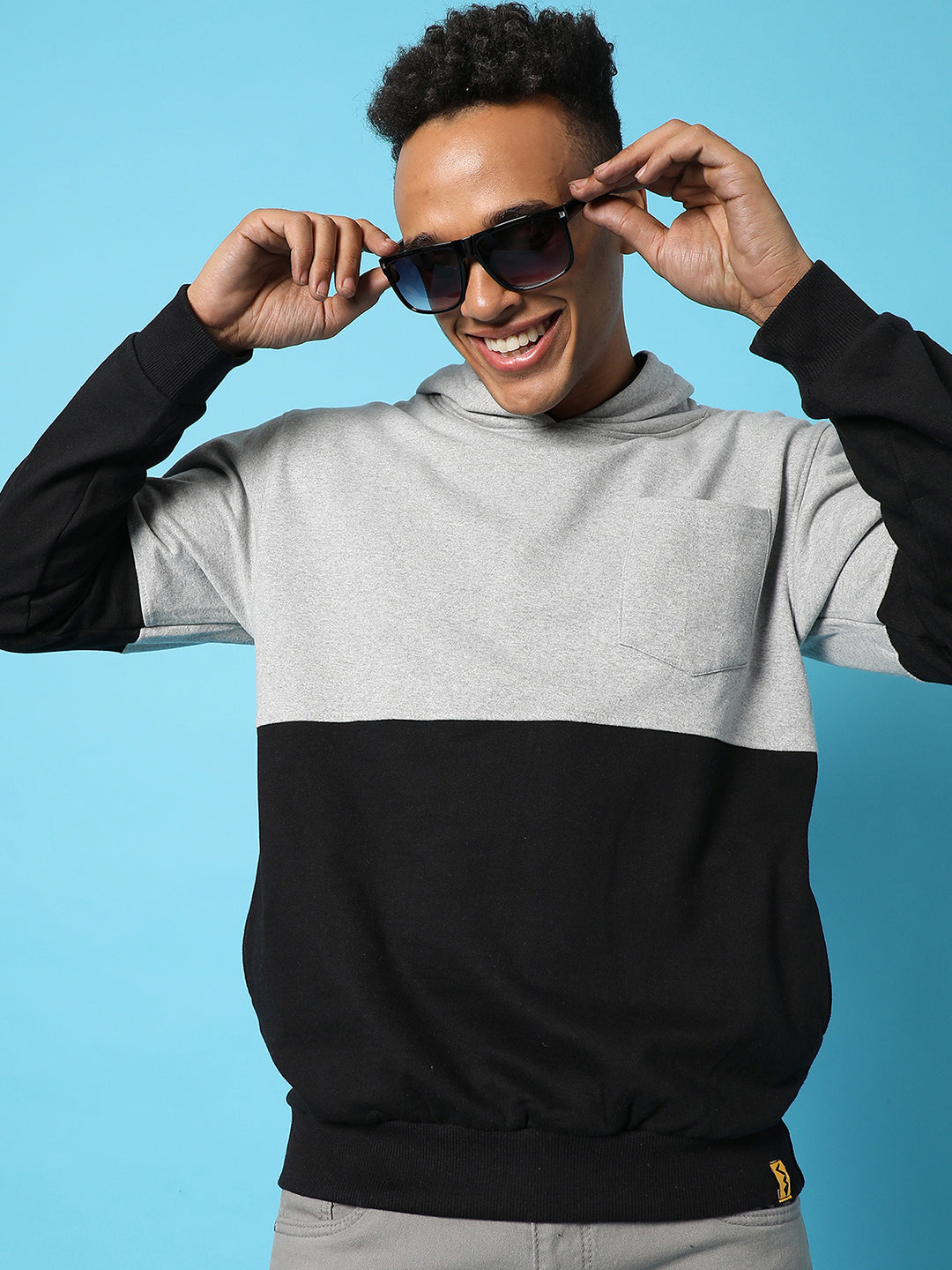 Campus Sutra Pullover Hoodie With Patch Pocket