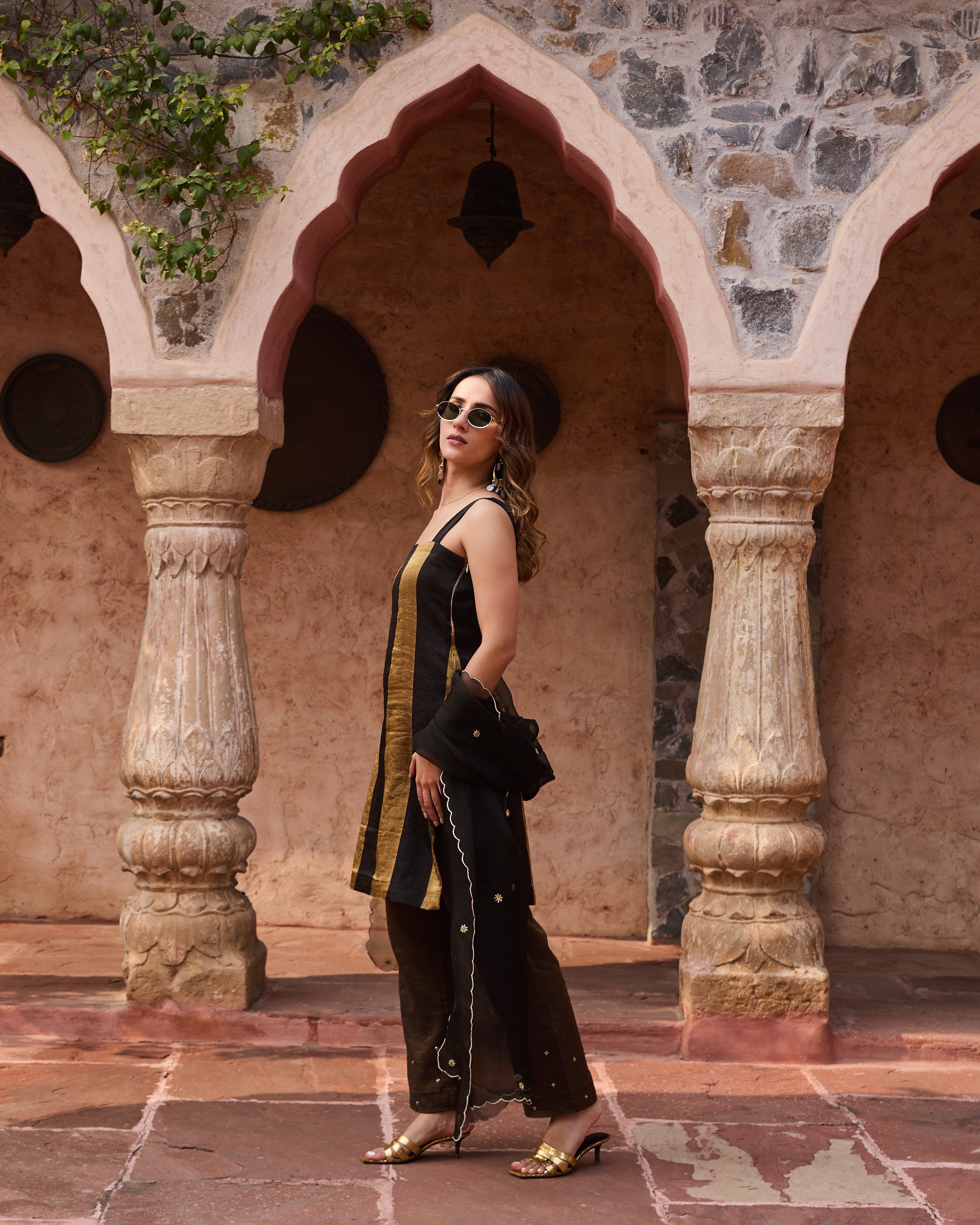 ShopKapaas Zareen Strappy Kurta Set - Without Dupatta