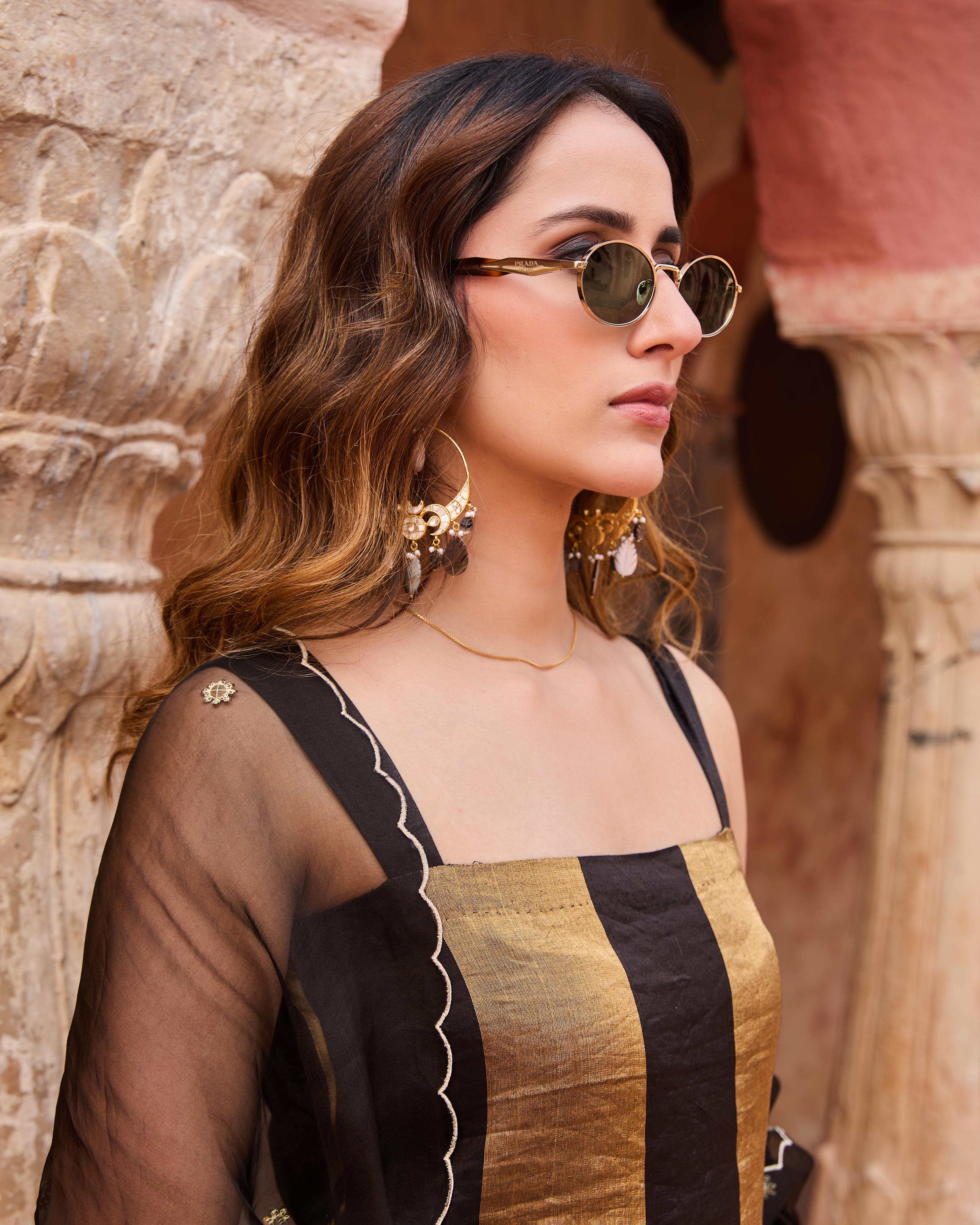ShopKapaas Zareen Strappy Kurta Set - With Dupatta