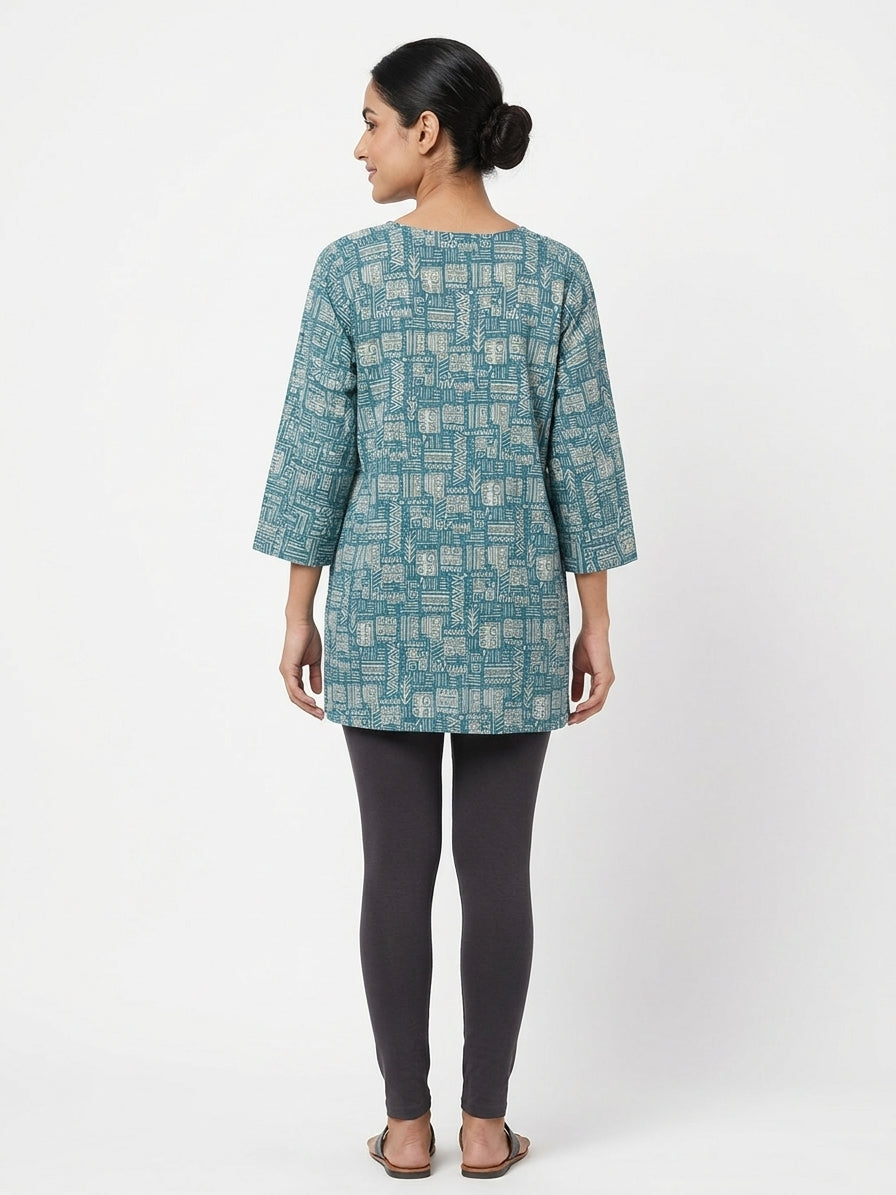 Women's Teal Abstract Print Relaxed Fit Tunic Top