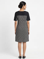 Black and White Geometric Print Short Sleeve Dress